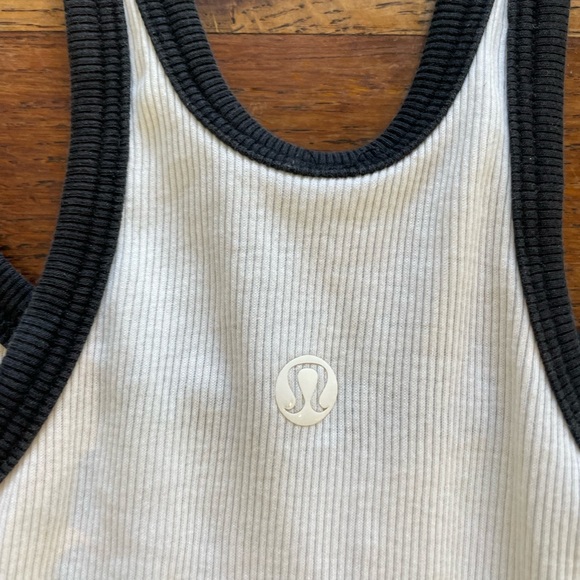 Lululemon Tank Top - Picture 2 of 4